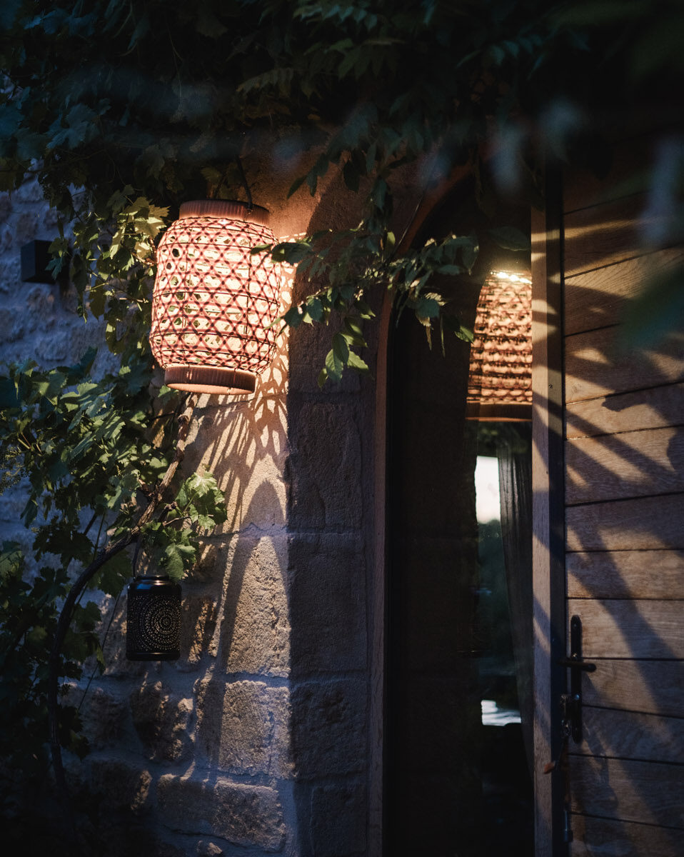 charmes de vaurizeaud gites chambres dhotes sarlat proissans decoration exterieure 7