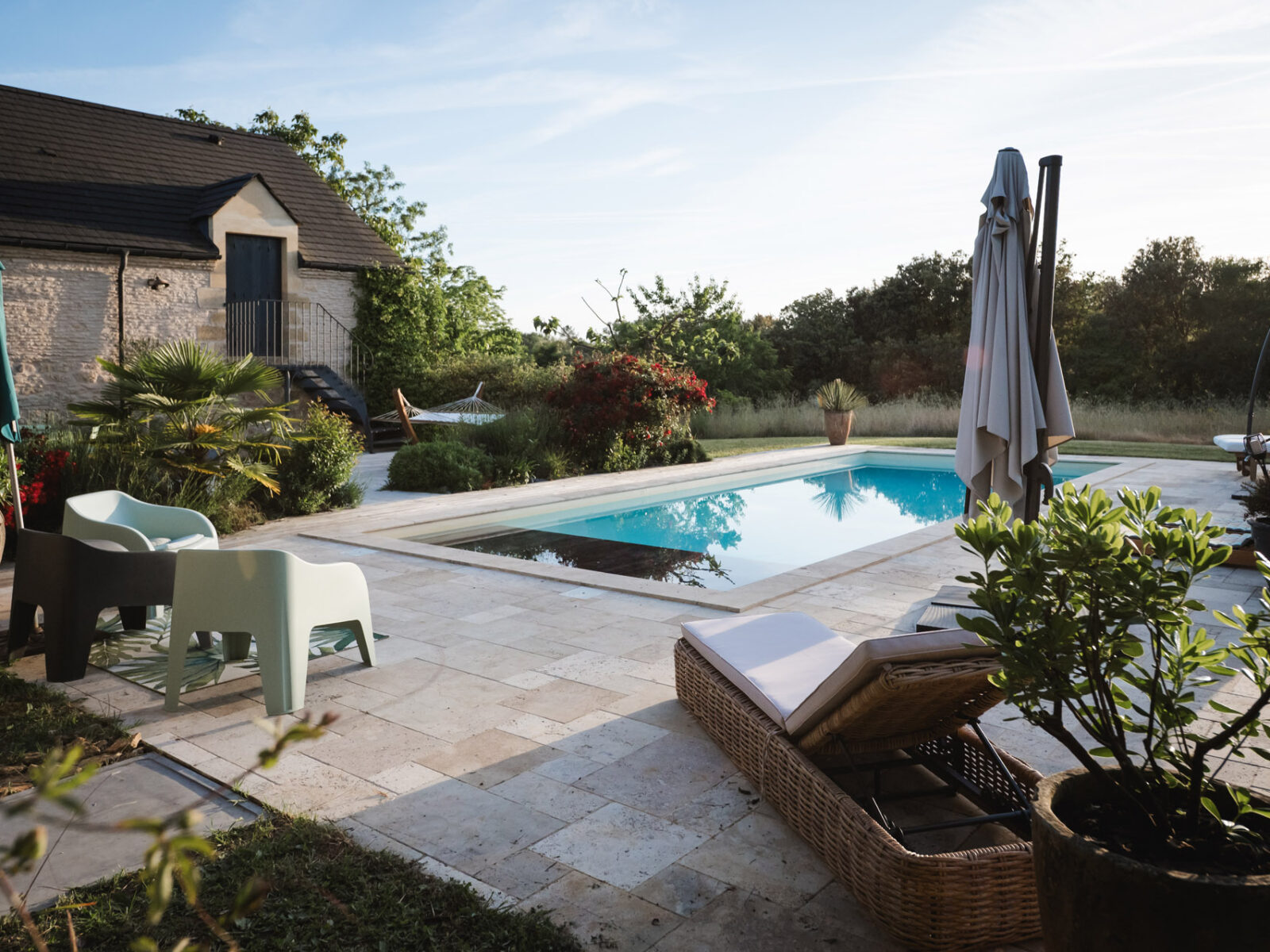 charmes de vaurizeaud gites chambres dhotes sarlat proissans piscine exterieure chauffee terrasse 11