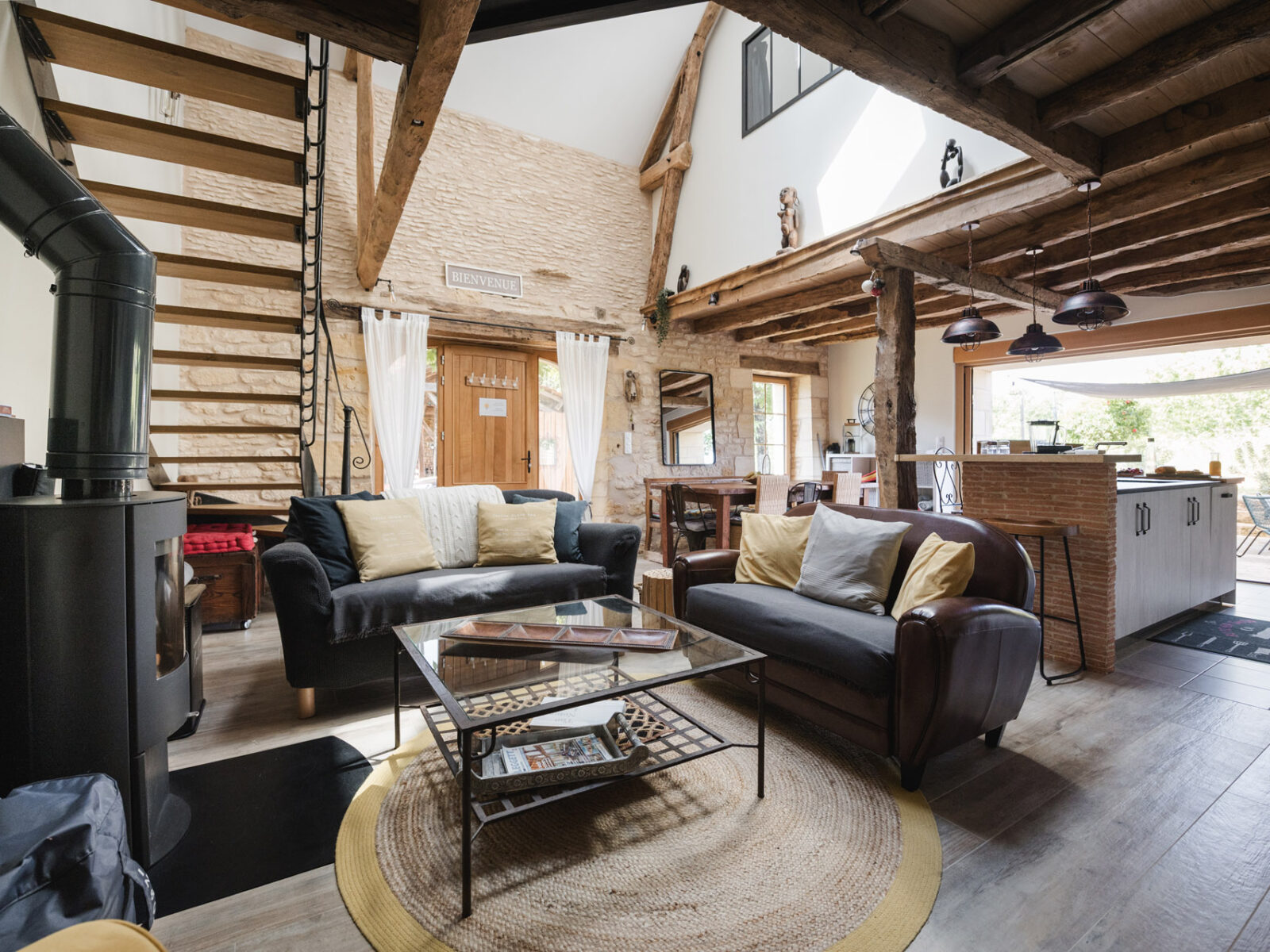 charmes de vaurizeaud gites chambres dhotes sarlat proissans salon sejour 7